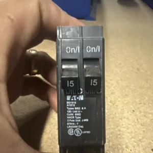 Eaton Type BD BD1515 15/15A Tandem 120/240V Breaker