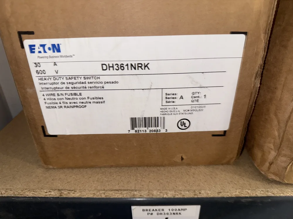 Eaton DH361NRK 30A 3-Pole 600V Fusible Heavy-Duty Safety Switch, NEMA 3R
