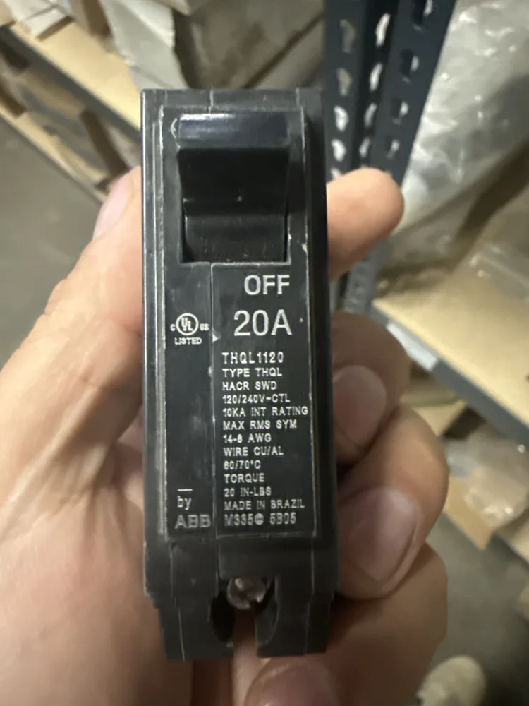 GE THQL1120 20A 1-Pole 120/240V Plug-In Breaker