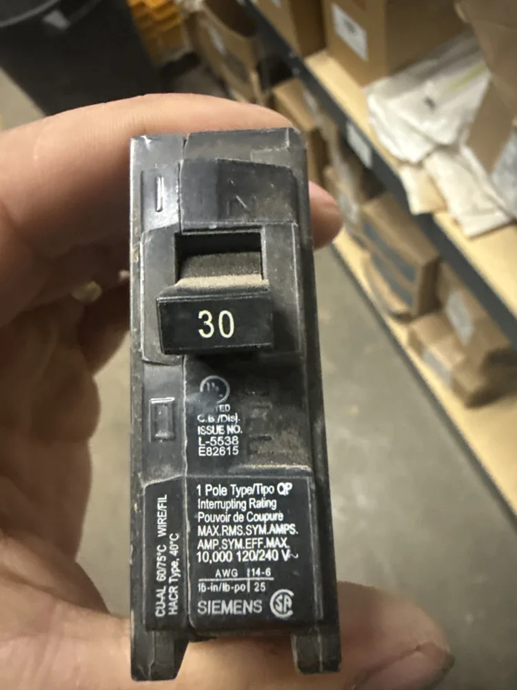 Siemens Q130 30A 1-Pole 120/240V Plug-In Breaker